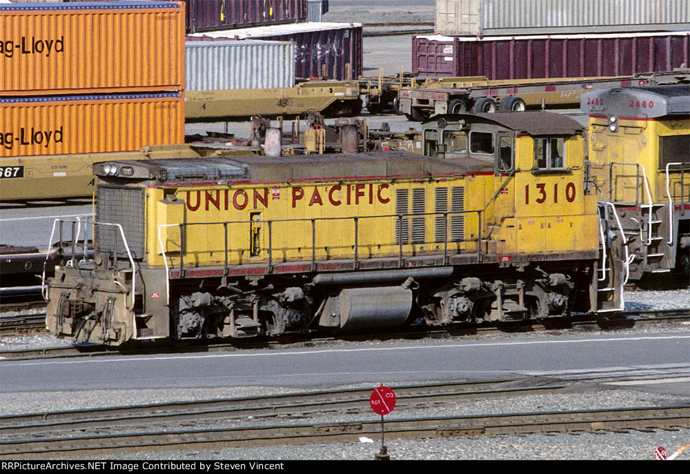 Union Pacific MP15DC #1310